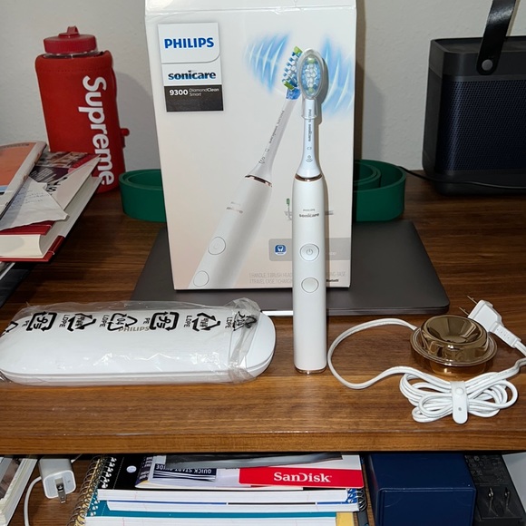 Philips Other - Philips sonicare 9300 diamond clean smart